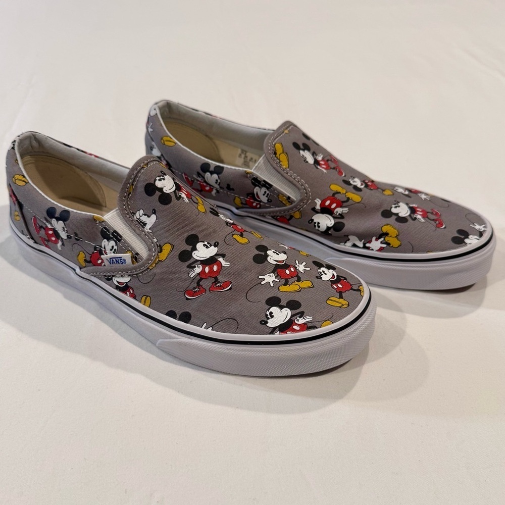 Vans x Disney Mickey Mouse Classic Slip-Ons Mens 10 Skate Shoes Frost Grey